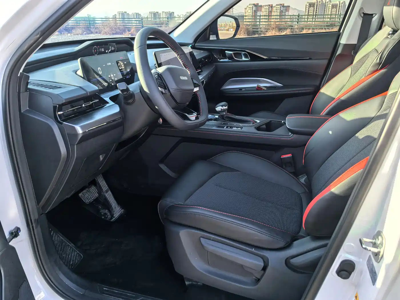 CHANGAN CHANGAN AUCHAN Z6