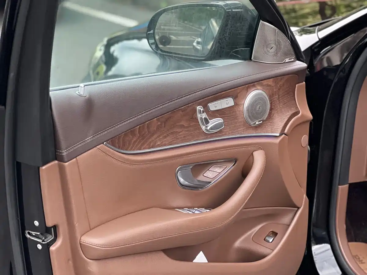Mercedes-Benz E-Class 2019 E 260 L 4MATIC фото 14