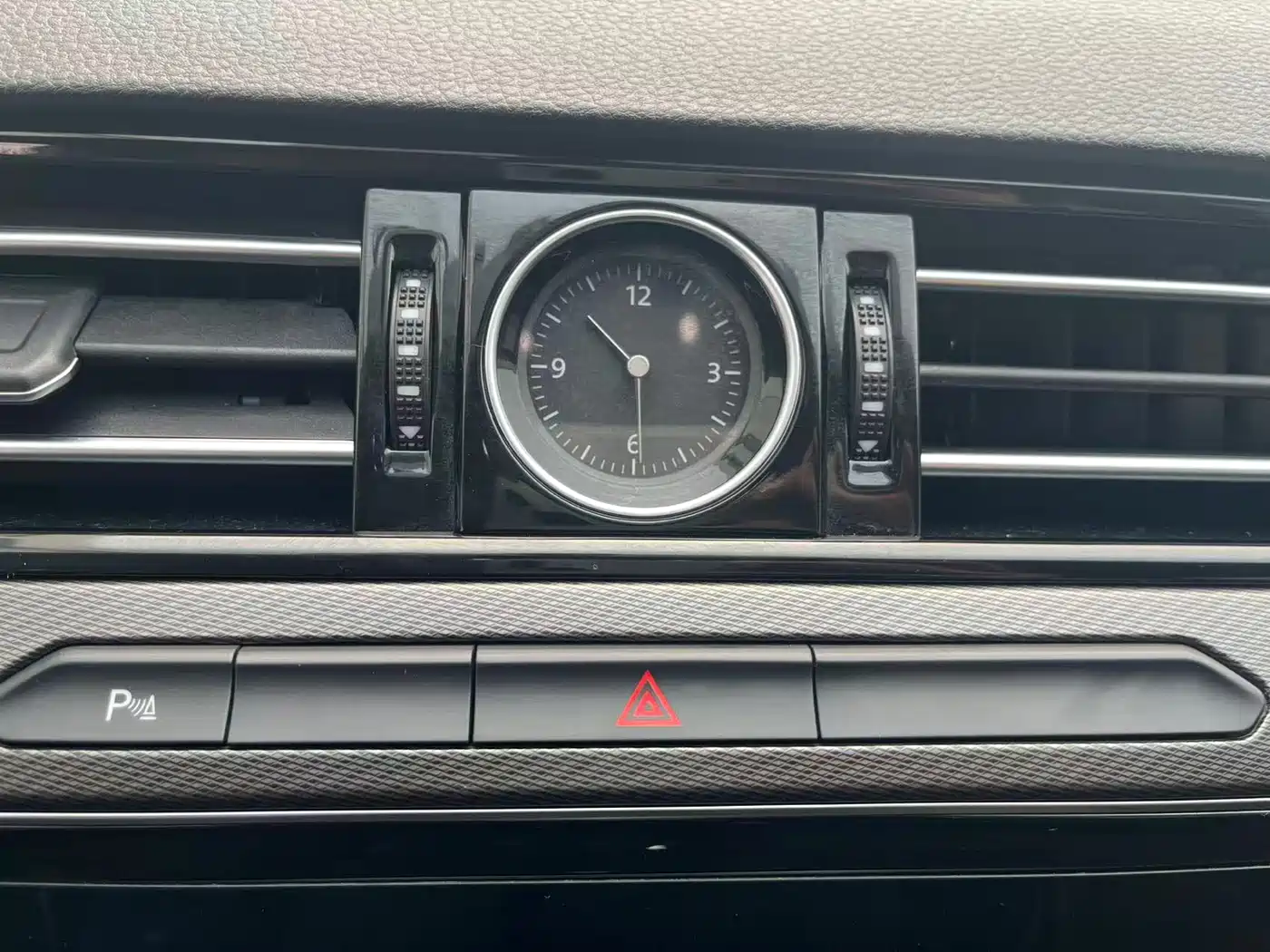 Volkswagen Magotan 2020 330TSI DSG Leading фото 24