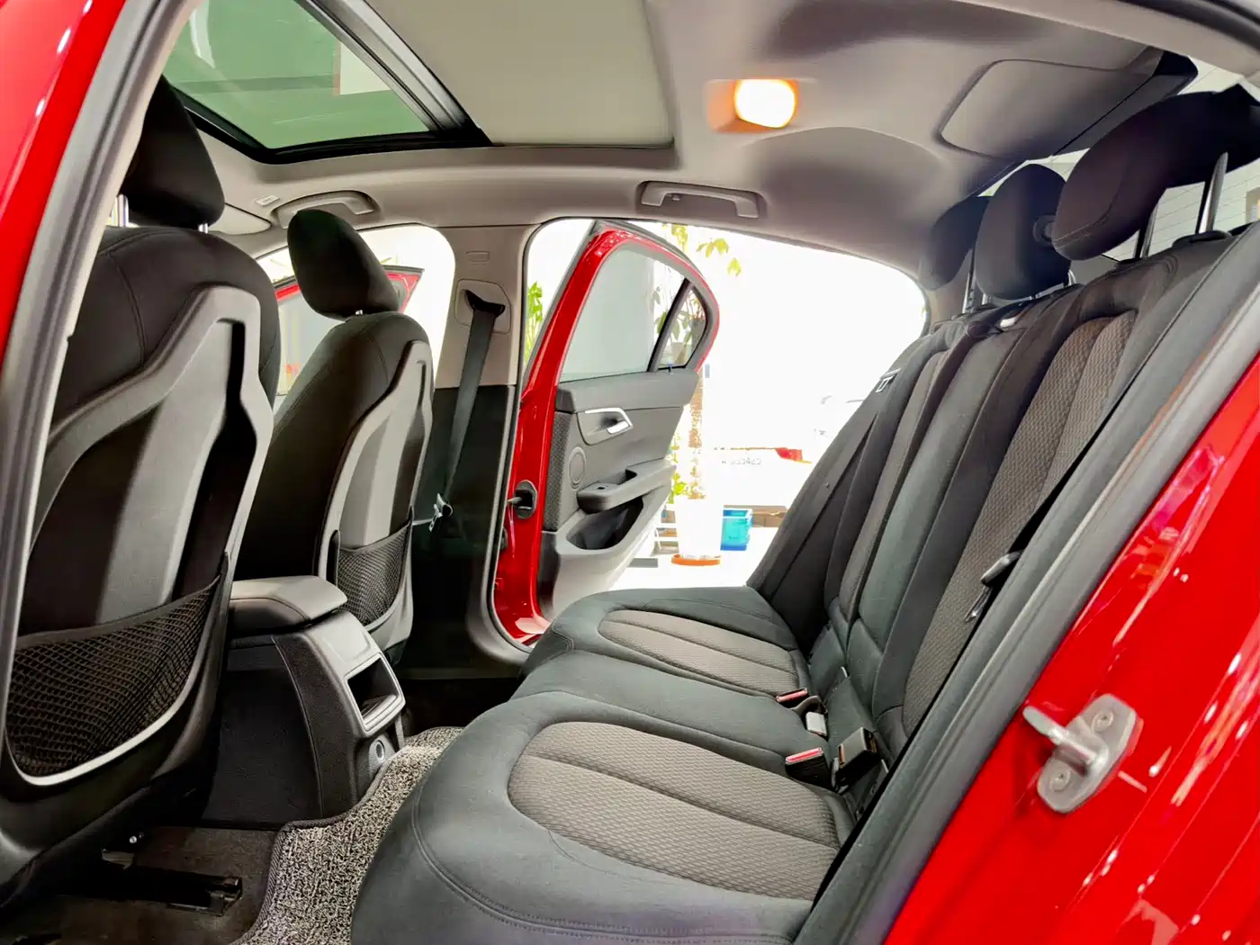 BMW 1 Series 2017 120i Design Package фото 6