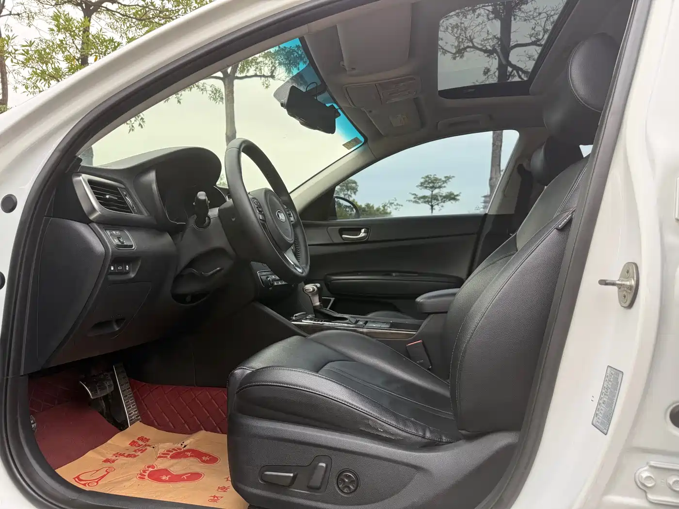 Kia K5 2016 2.0L Automatic LUX фото 6