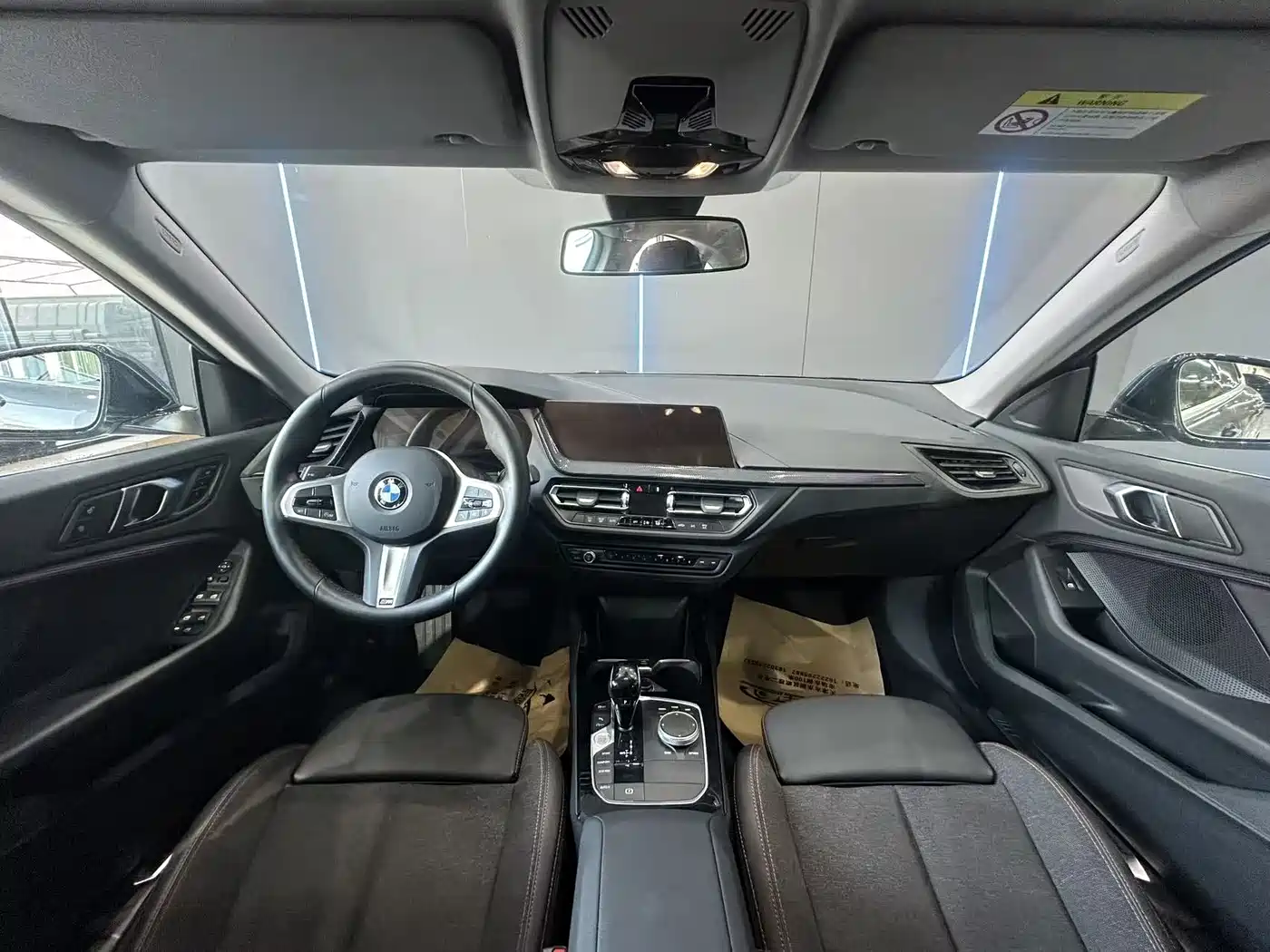 BMW 2 Series (Import) 2023 225i 4-Door Coupe M Sport Package фото 9