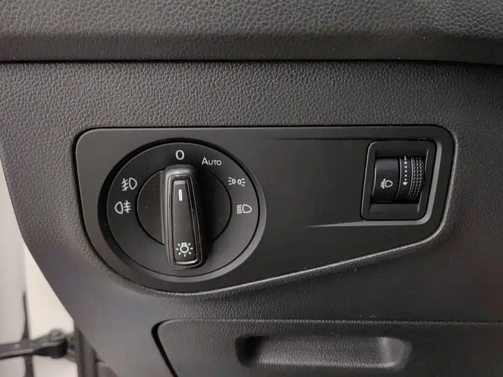 Фото 21 - Volkswagen Tiguan L