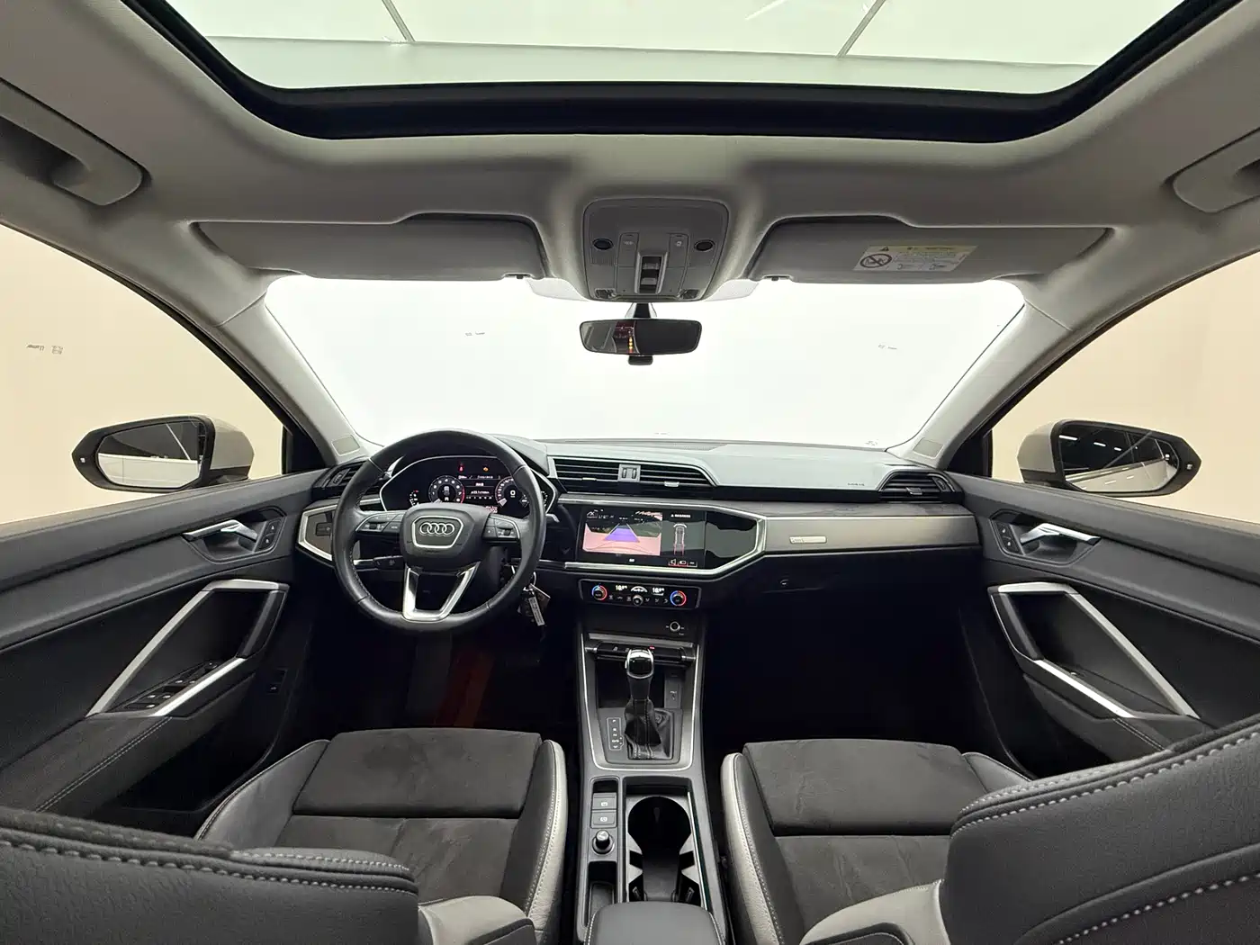 Фото 9 - Audi Q3