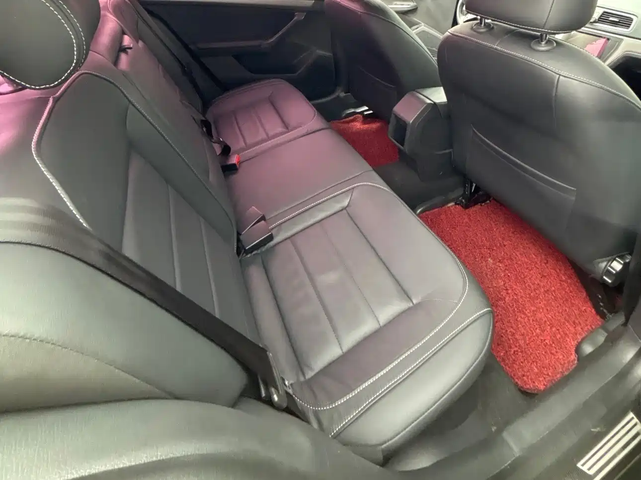 Volkswagen Lavida 2015 1.6L Automatic Trend Edition фото 16