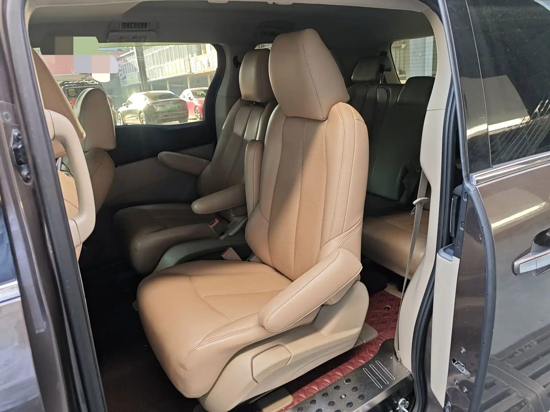 Фото 5 - Buick GL8