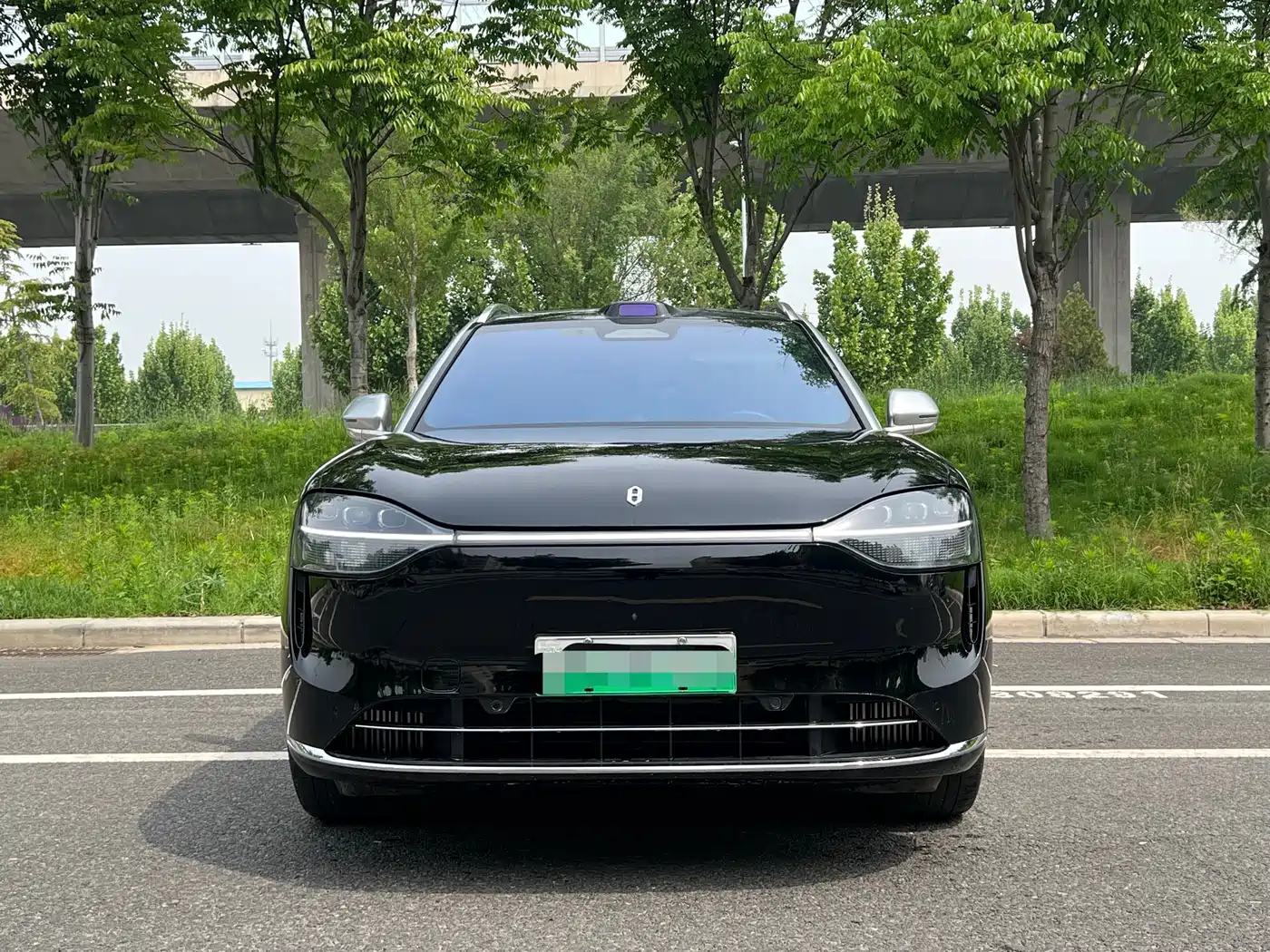 AITO Wenjie AITO M9 2024 Extended Range Ultra 42kWh 6-Seater фото 2