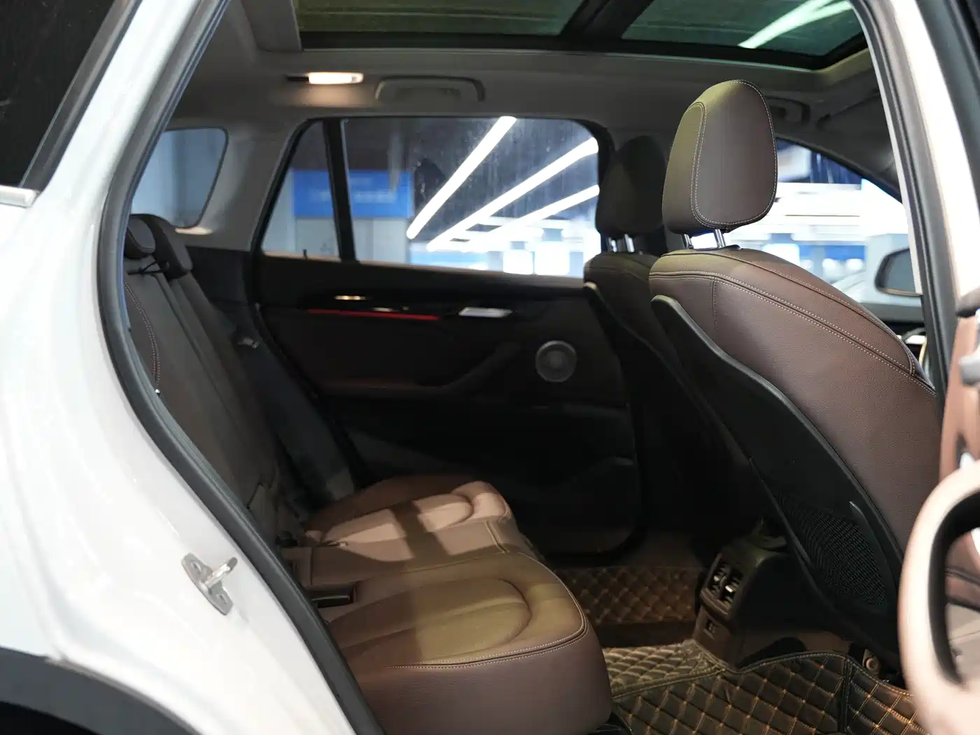 BMW X1 2022 sDrive25Li Leading фото 25