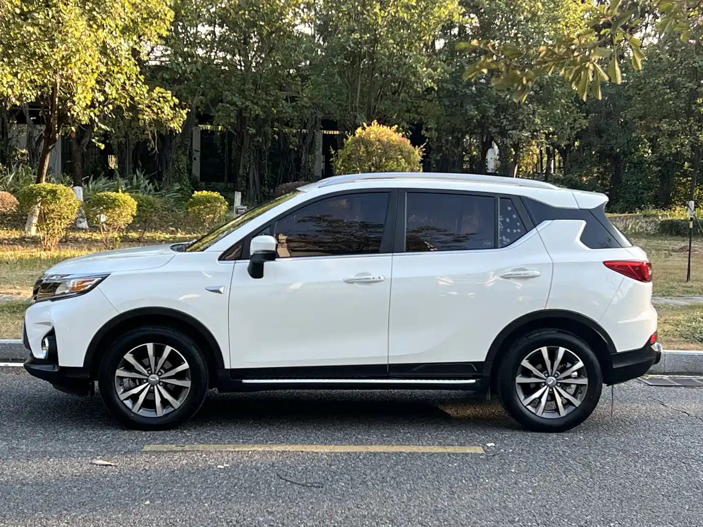 GAC Trumpchi Trumpchi GS3 2019 2019 235T Automatic Elite Edition