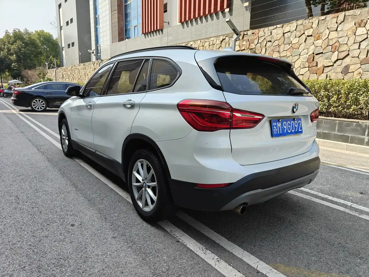 BMW X1 2018 sDrive18Li Fashion Model фото 7