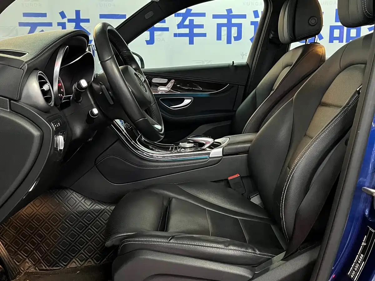 Mercedes-Benz GLC 2019 GLC 260 4MATIC Dynamic фото 11