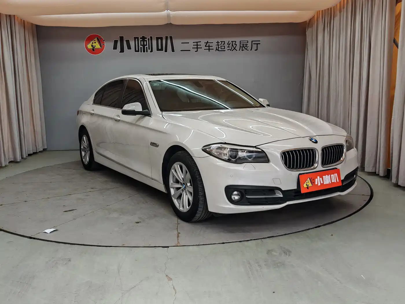 BMW 5 Series 2017 520Li Classic Edition фото 3