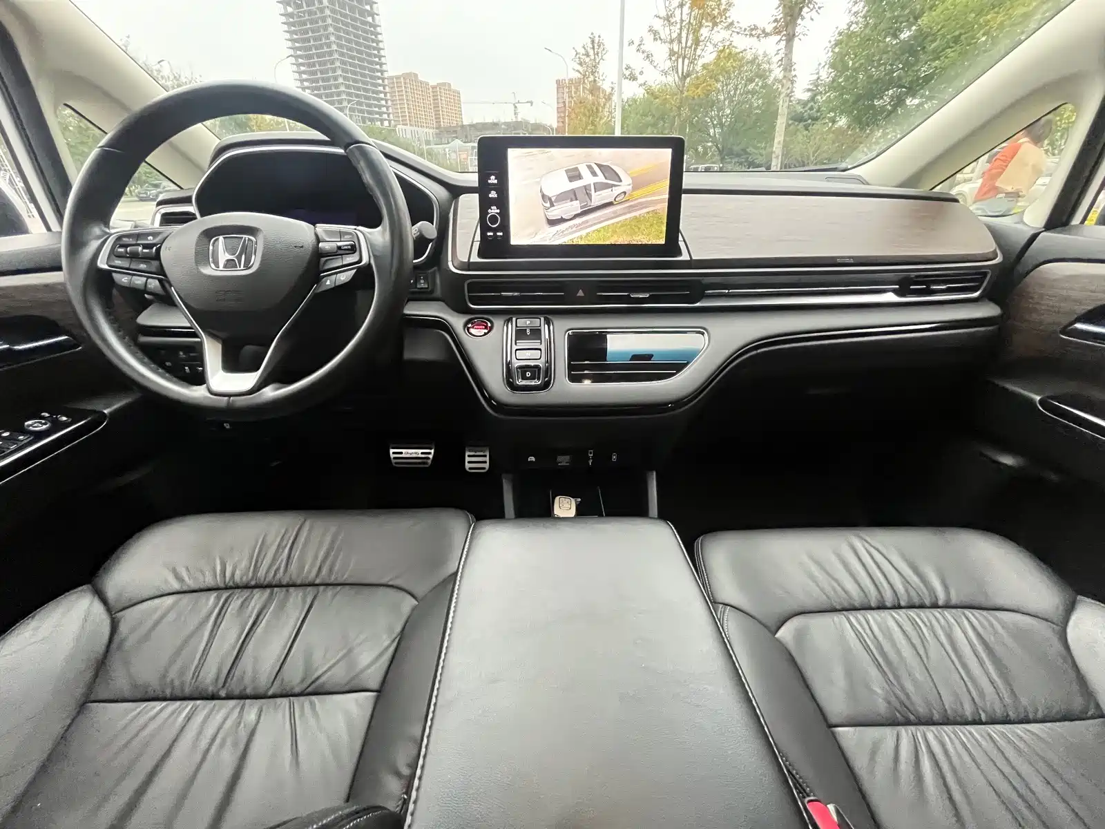 Photo 9 - Honda Odyssey