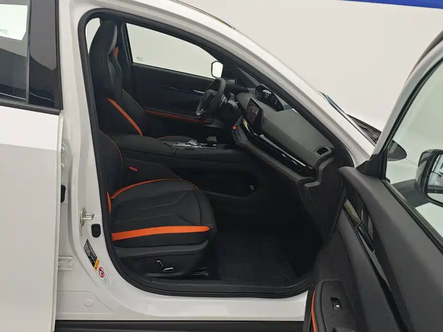 Changan UNI-V 2026 2024 1.5T High Performance Edition