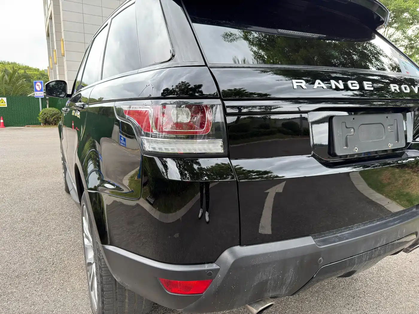 Фото 31 - Land Rover Range Rover Sport