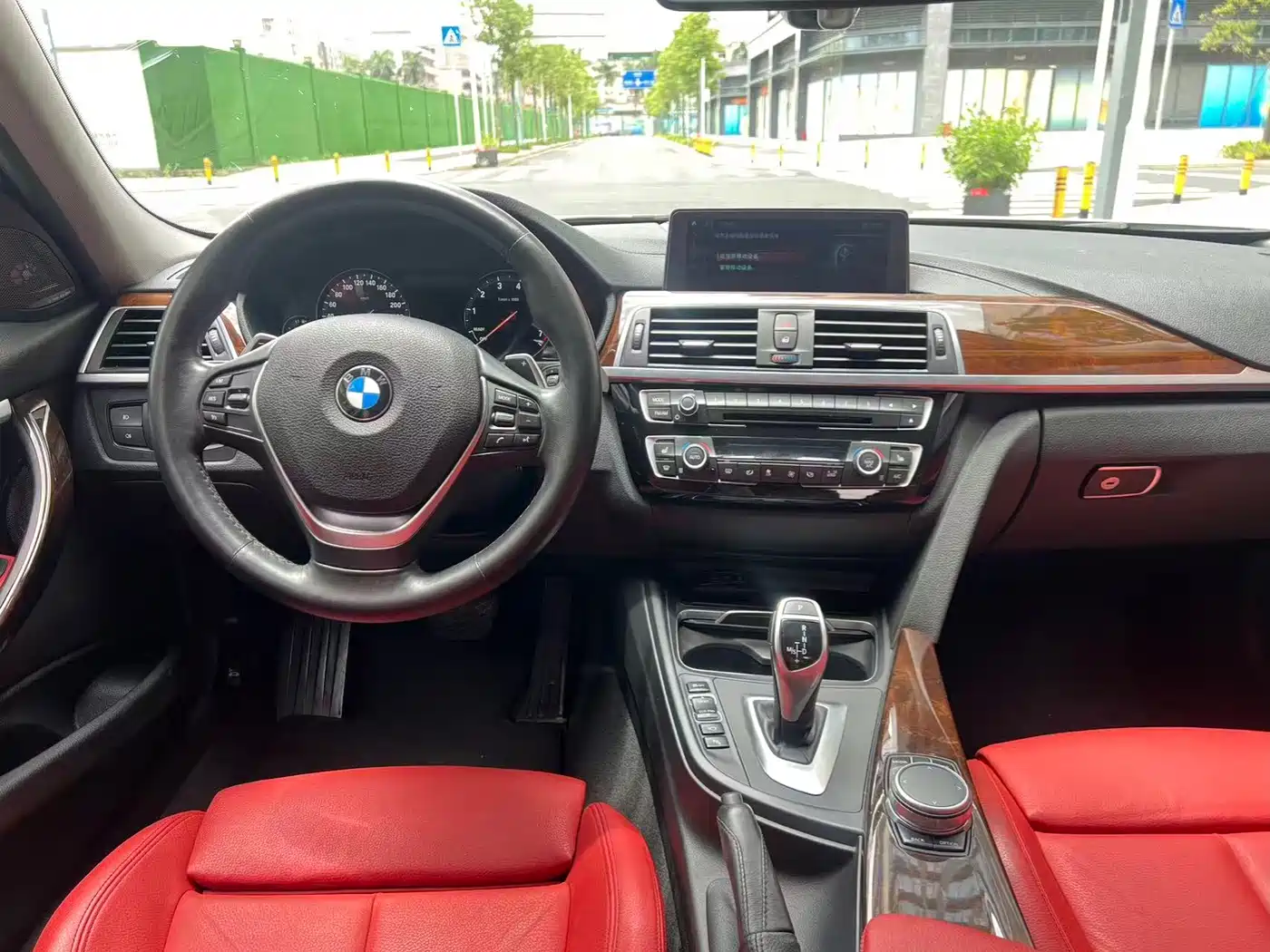 Фото 6 - BMW 3 Series