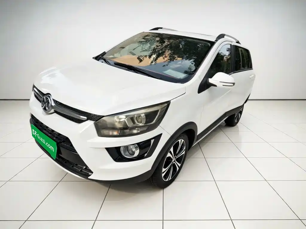BAIC Senova X25 2016 2015 1.5L Automatic Luxury