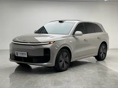 Li Auto L6