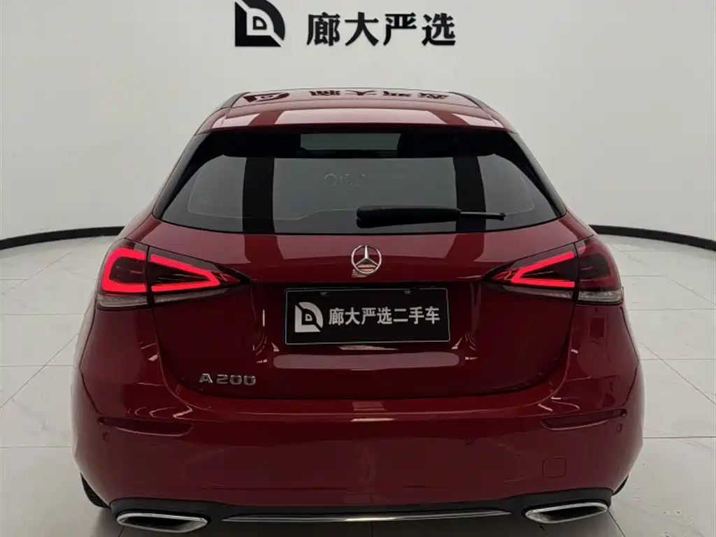 Mercedes-Benz A-Class (Import) 2019 A 200 Dynamic Version фото 4
