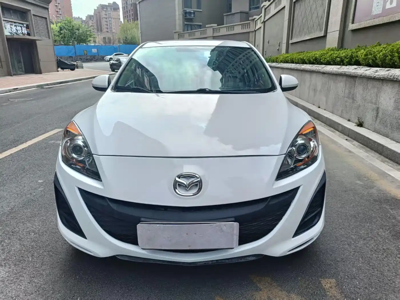 Mazda Mazda3 Axela 2014 2011 Sedan 1.6L Manual Comfort