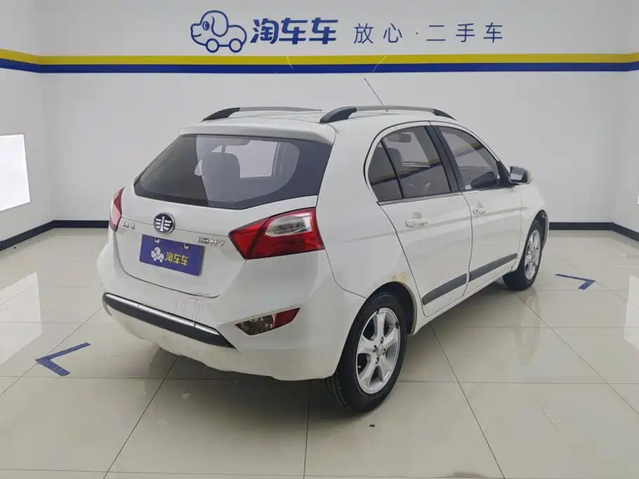 FAW Xiali N7 2015 2014 1.3L Manual Sport Premium