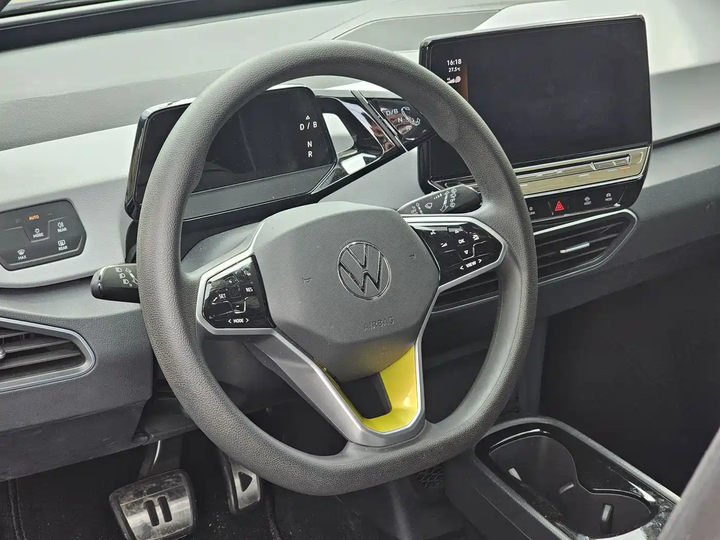 Volkswagen ID.3 2023 Pure Smart Edition фото 11
