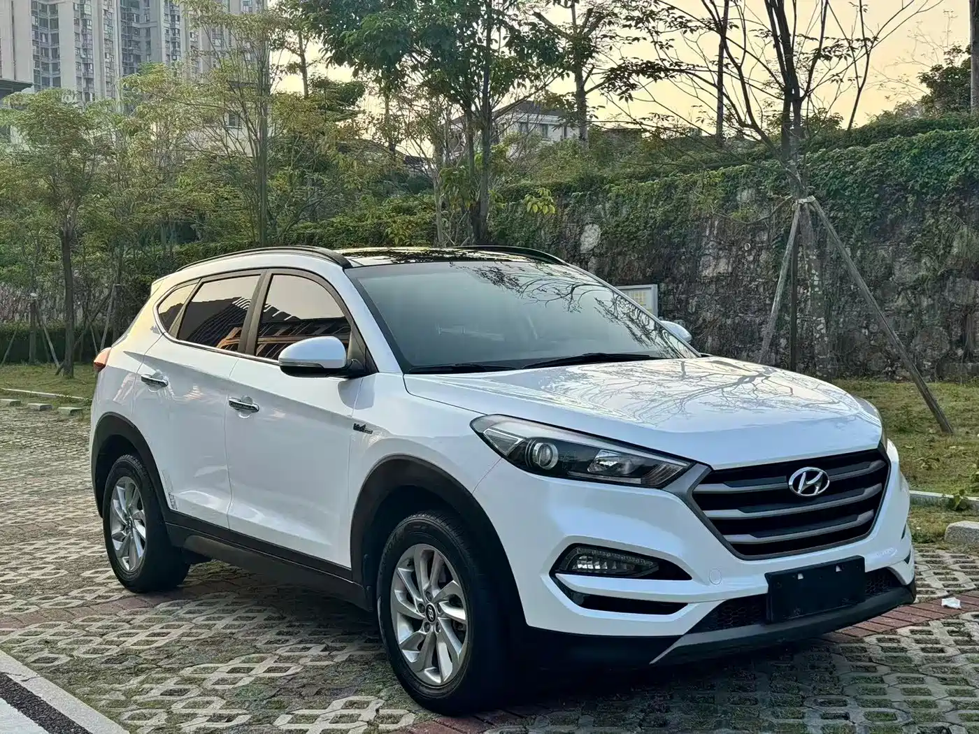 Hyundai Tucson 2016 2015 1.6T Dual Clutch 2WD Smart