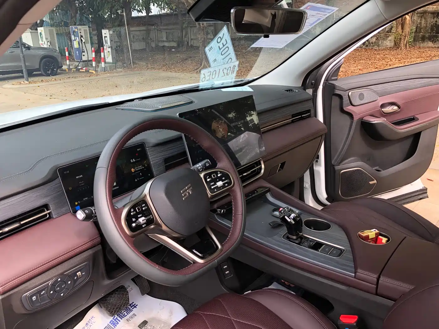 Jetour X90 PRO 2024 2024 2.0T DCT Luxury 5-Seater