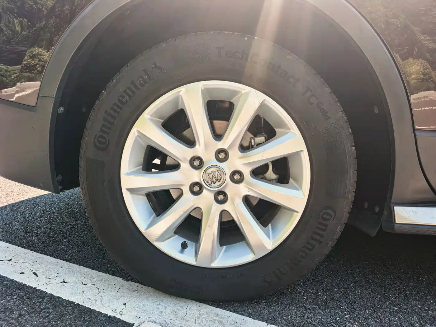 Фото 12 - Buick Envision Plus