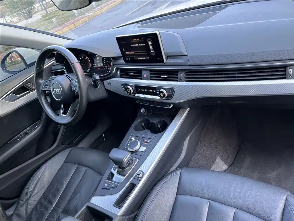 Audi A4L 2017 Plus 40 TFSI Fashion фото 16