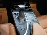 صورة 10 - Lexus UX
