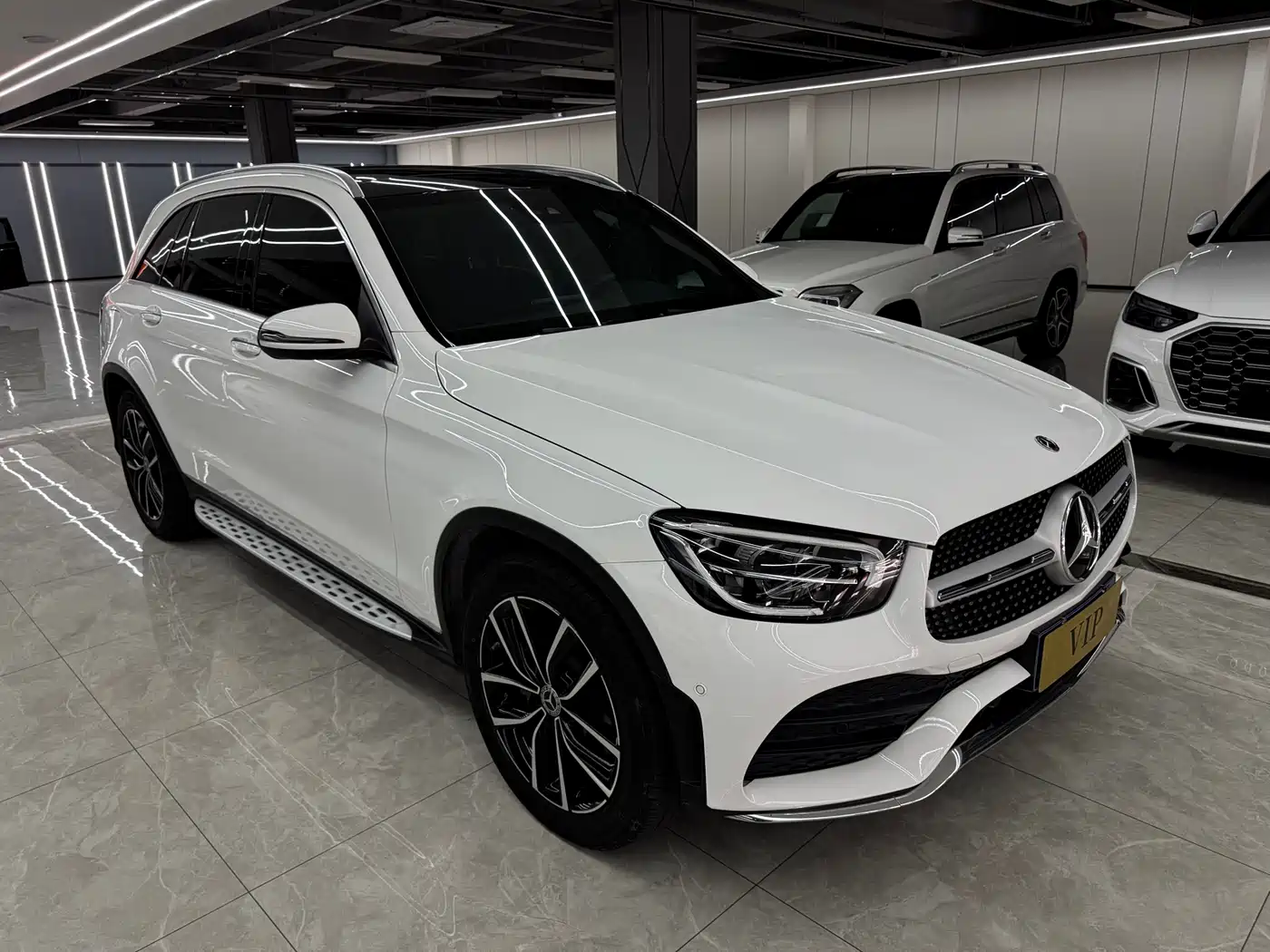 MERCEDES-BENZ GLC
