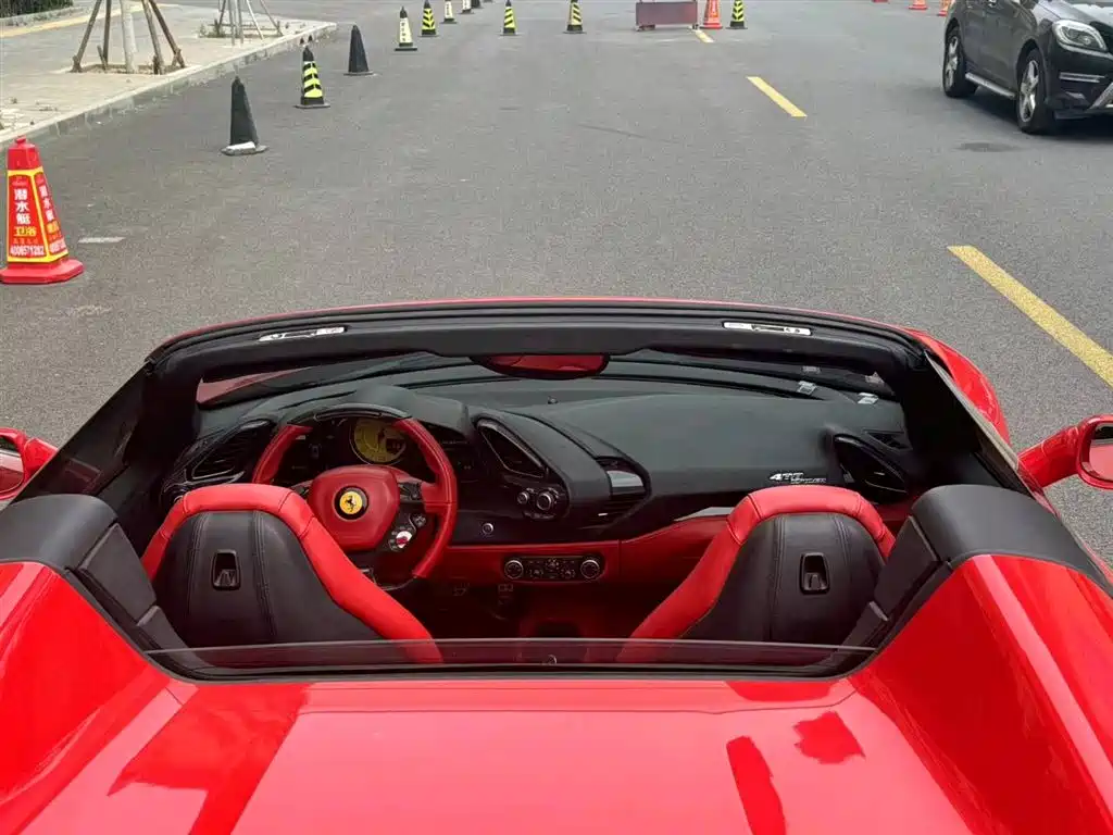Ferrari 488 2018 2015 488 Spider
