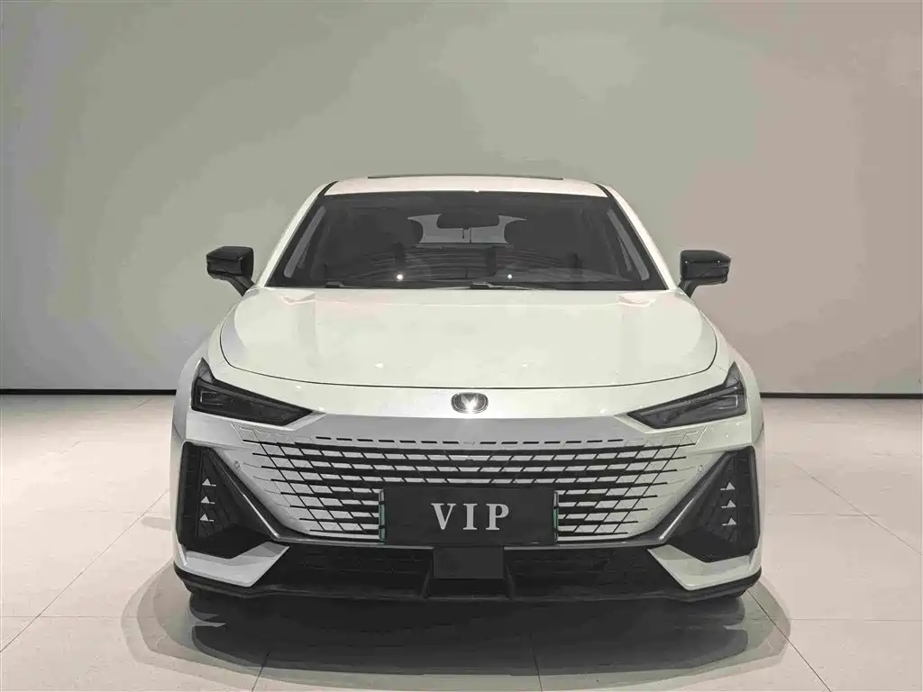 Changan UNI-V iDD 2023 2023 Smart Electric iDD 1.5T 113km Smart Fun Type (Rapid Edition)