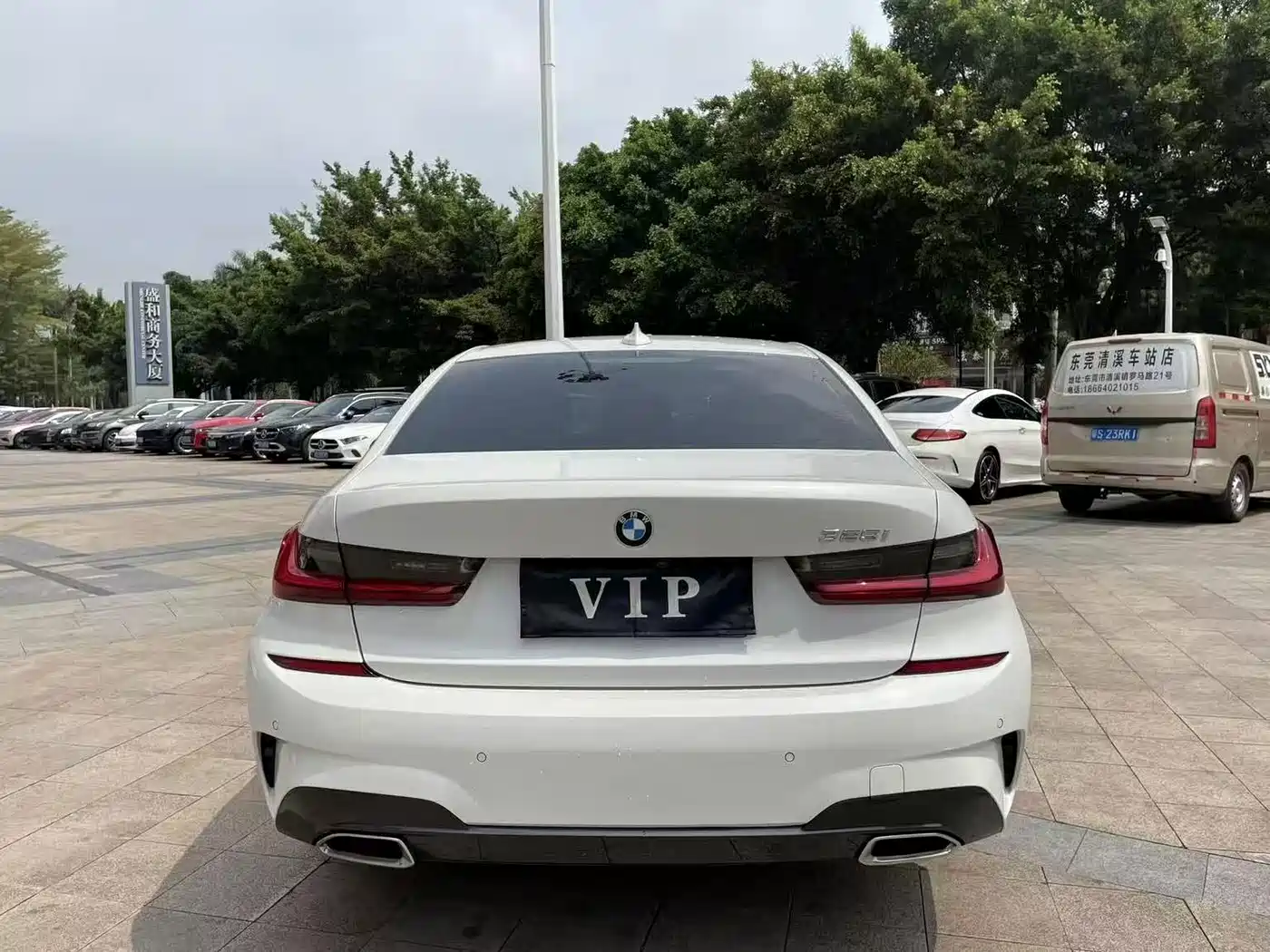 Фото 9 - BMW 3 Series