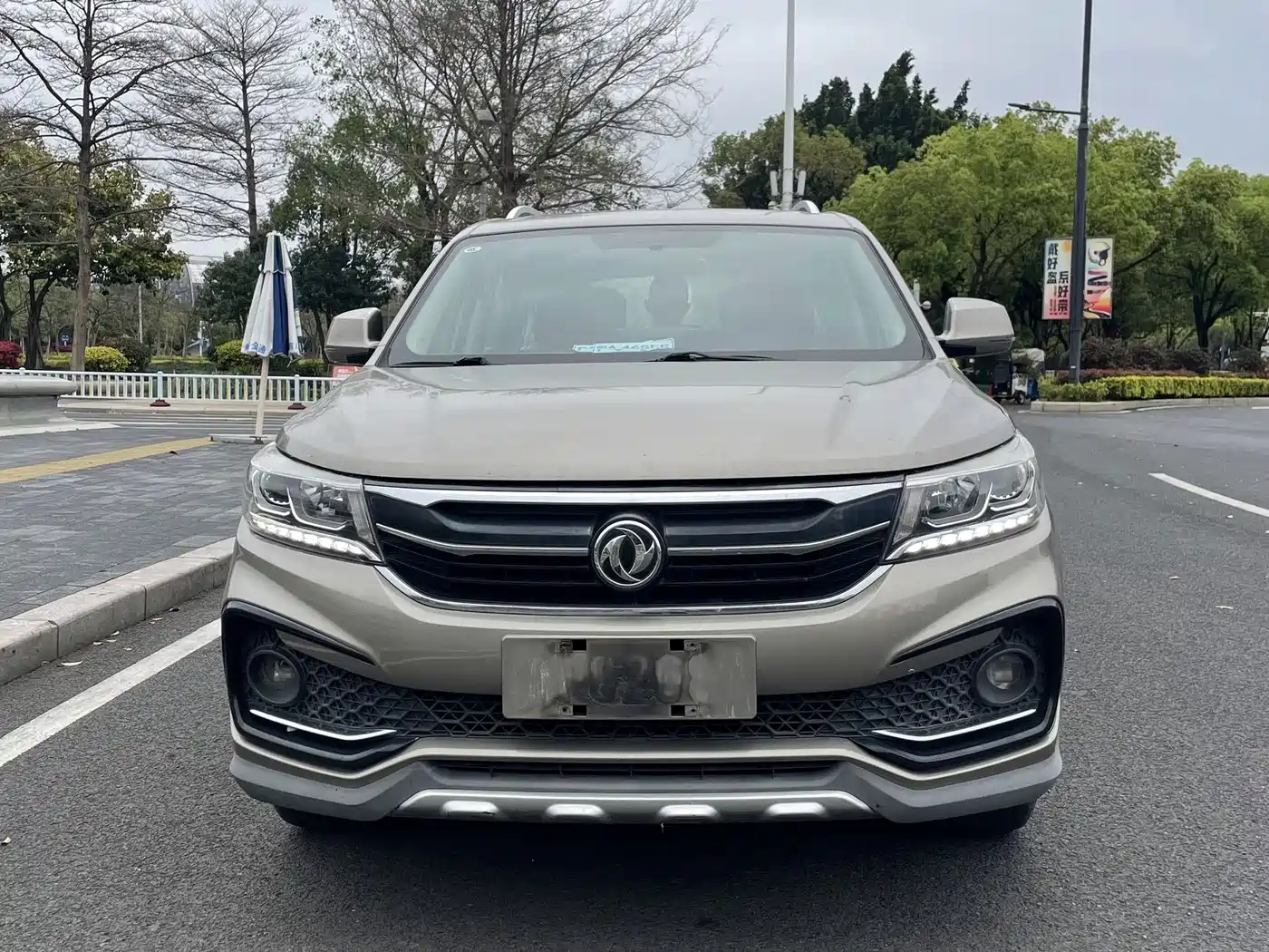 Dongfeng Fengxing Jingyi X5 2018 2017 Joy Series 1.6L CVT Luxury