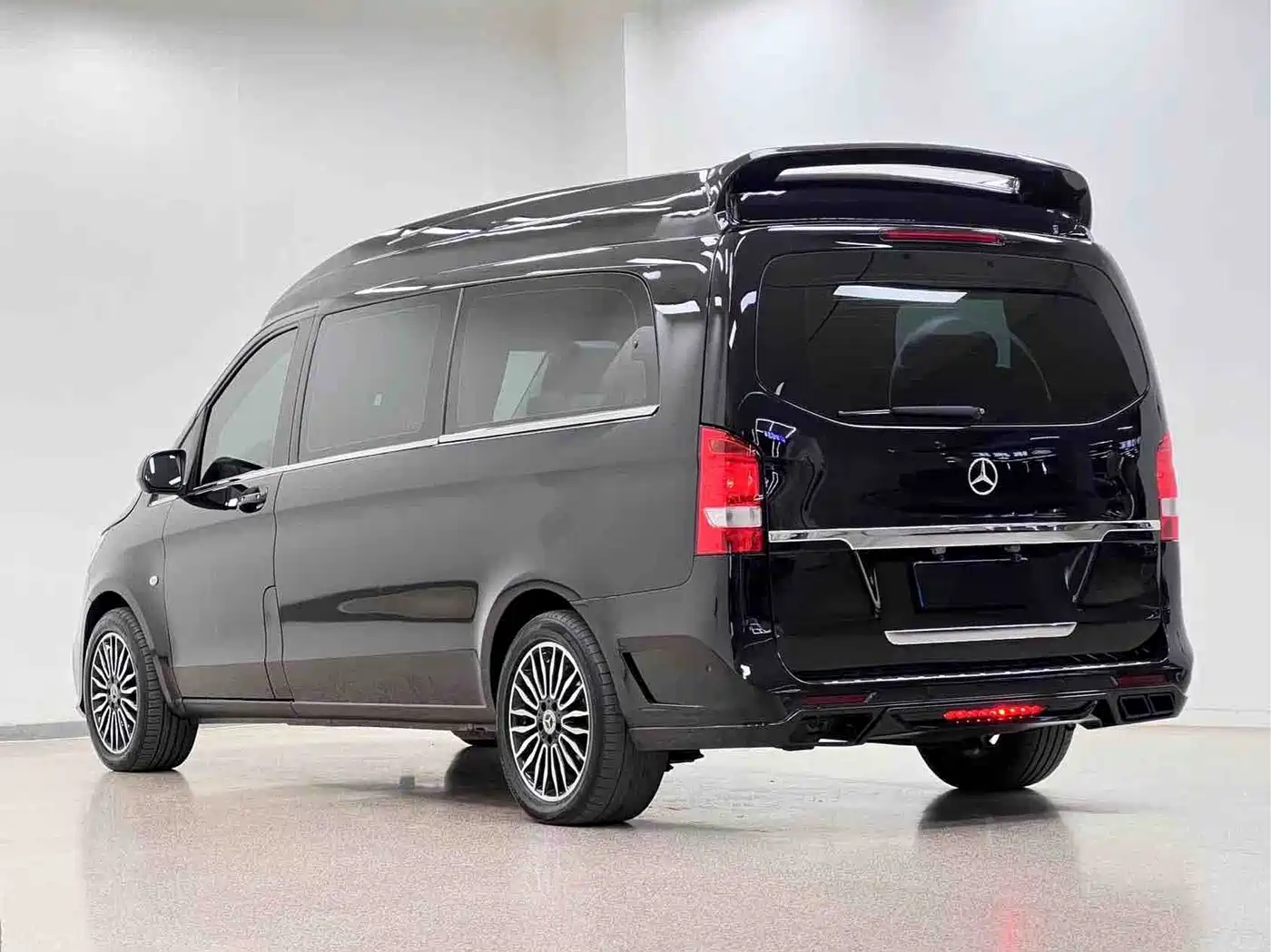 Mercedes-Benz Vito 2018 2.0T Elite Edition 7-seater China VI фото 30