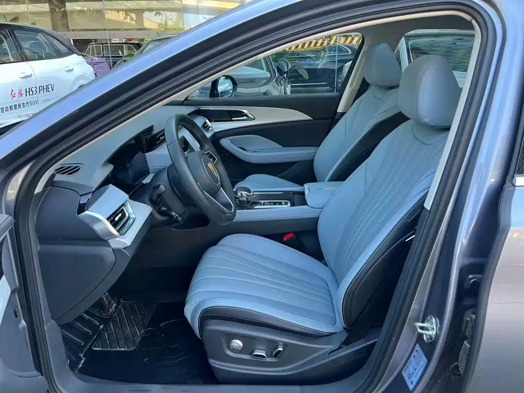 Hongqi H5 PHEV, миниатюра 8