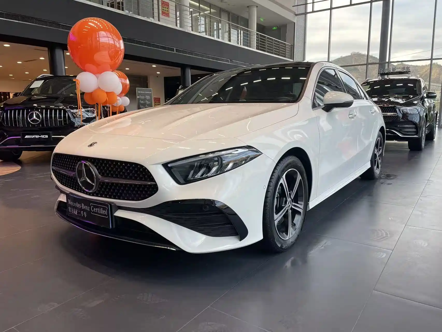صورة 1 - Mercedes-Benz A-Class