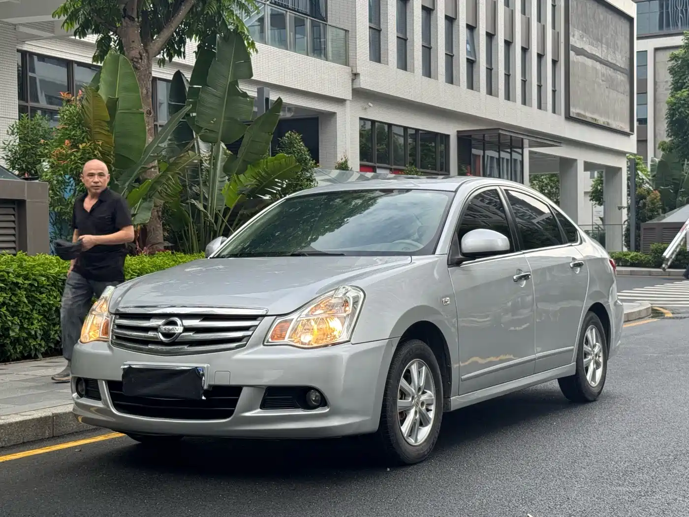 Nissan Sylphy 2019 Classic 1.6XE+ CVT Smart Connection Leading Edition