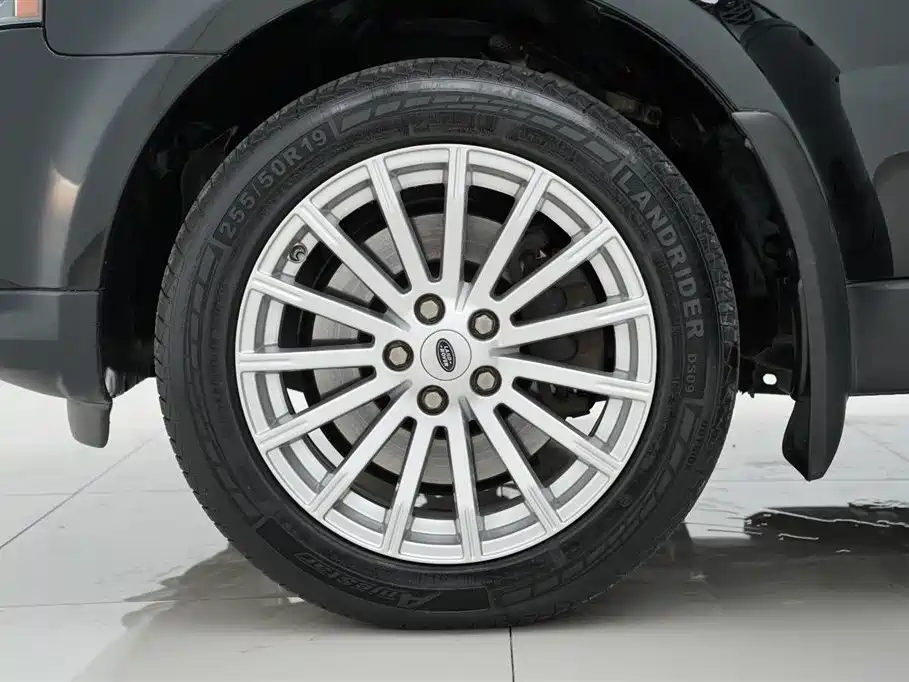 Фото 31 - Land Rover Range Rover Sport
