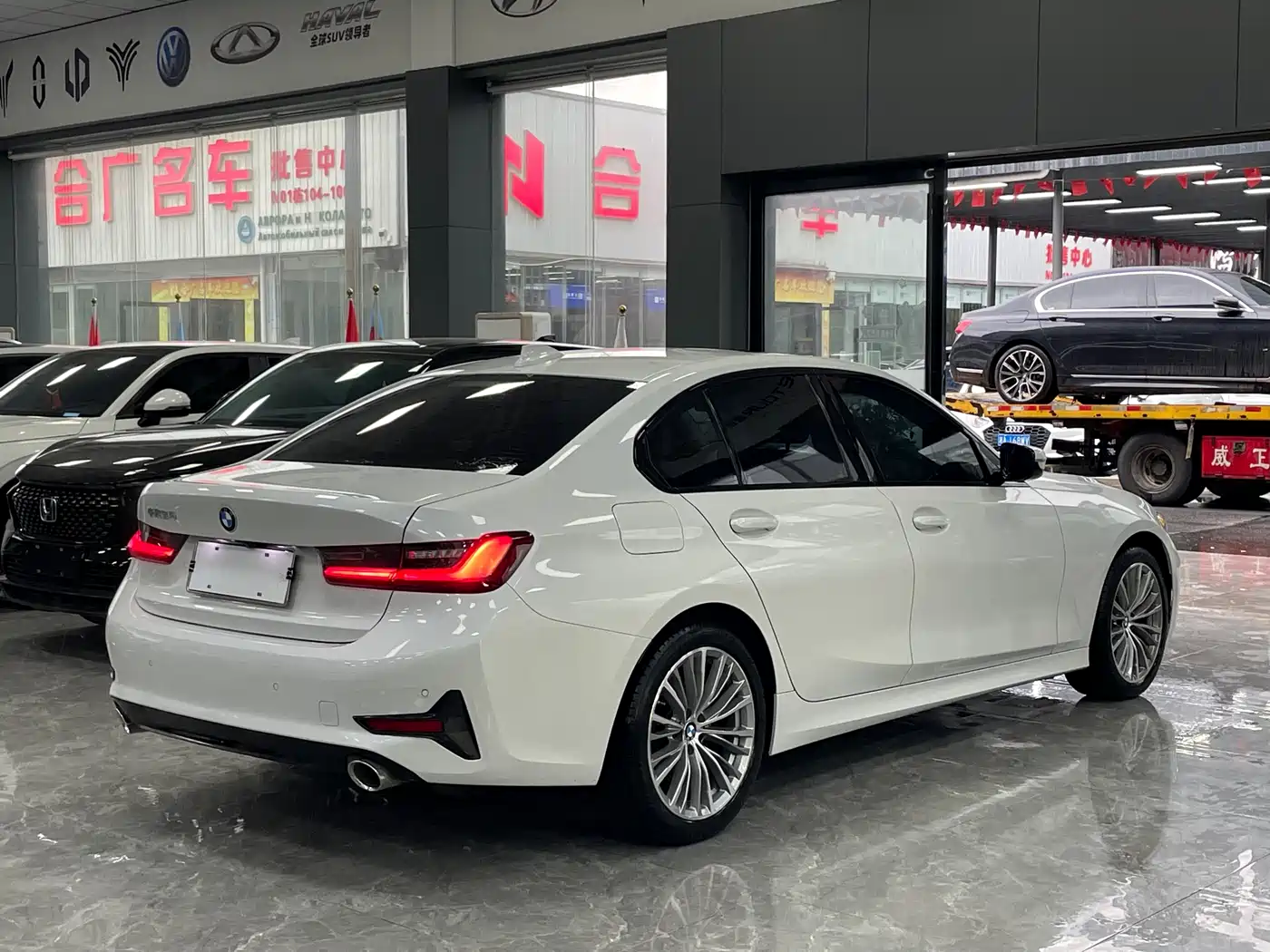 BMW 3-SERIES