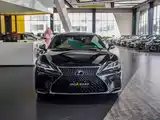 Фото 17 - Lexus LS