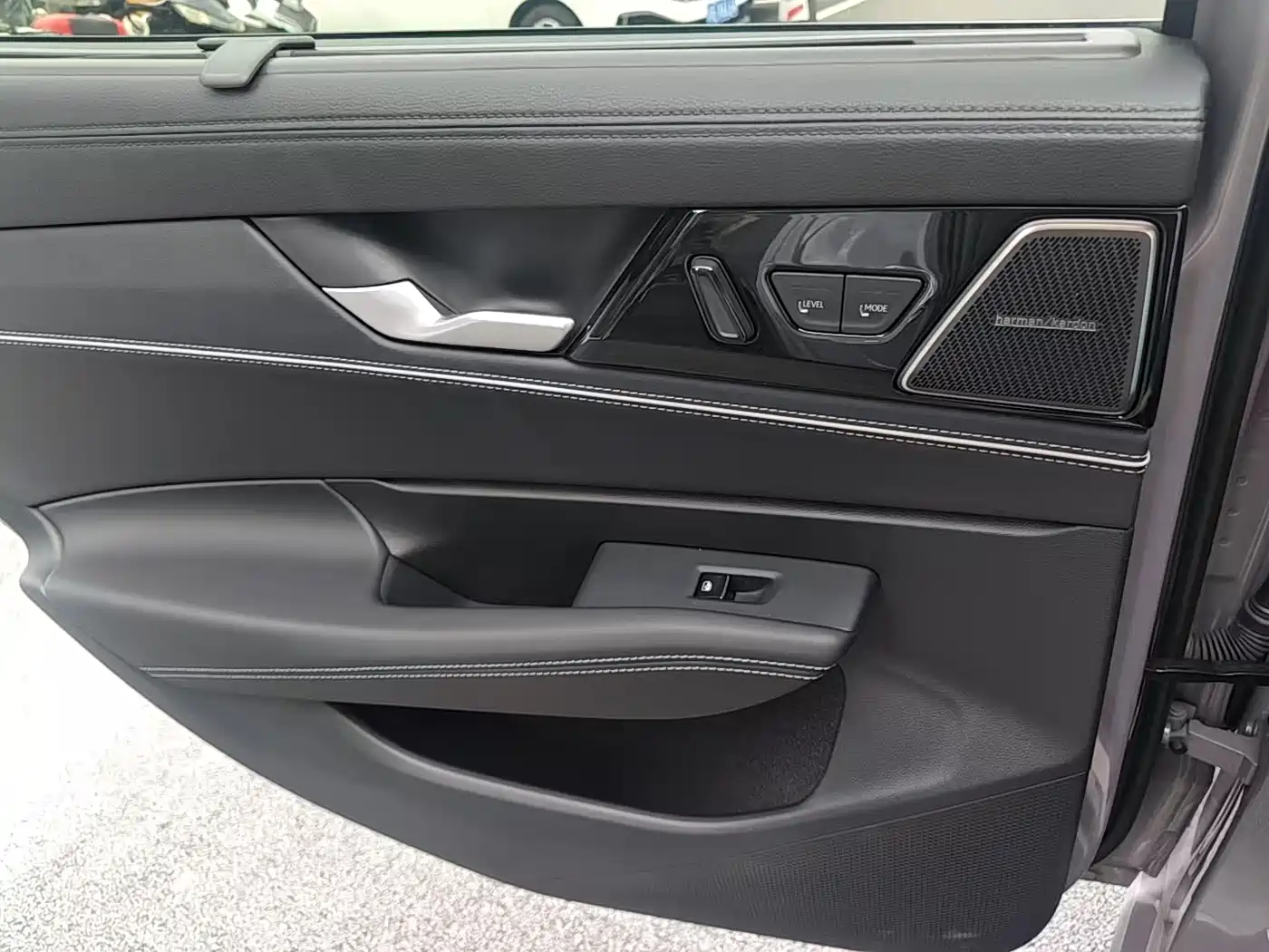 صورة 11 - Volkswagen Passat