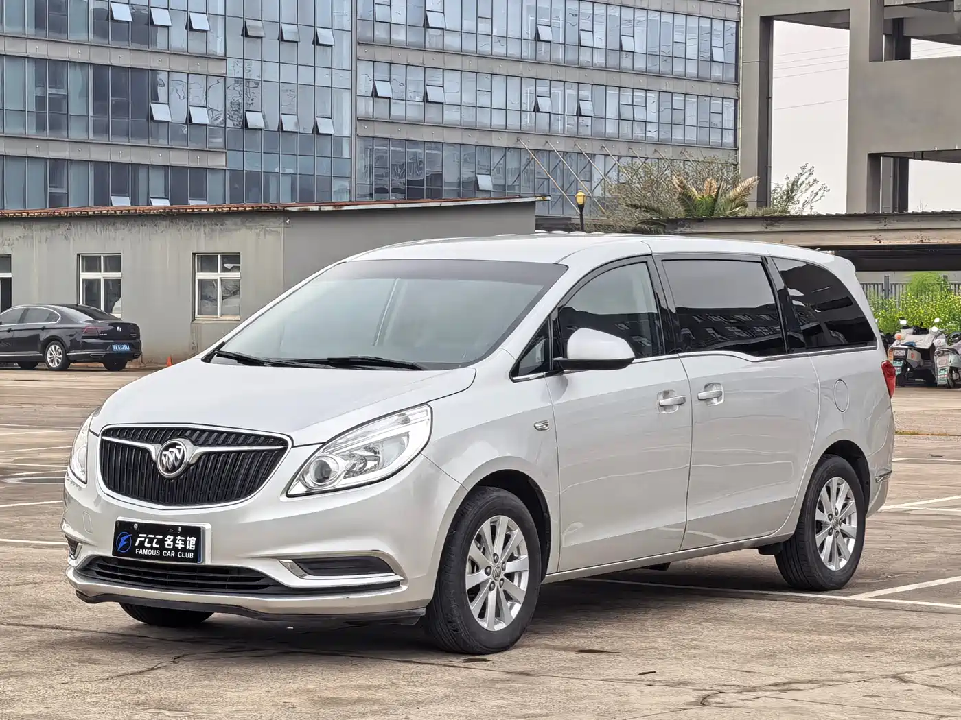 Buick GL8 2017 25S Comfort China V
