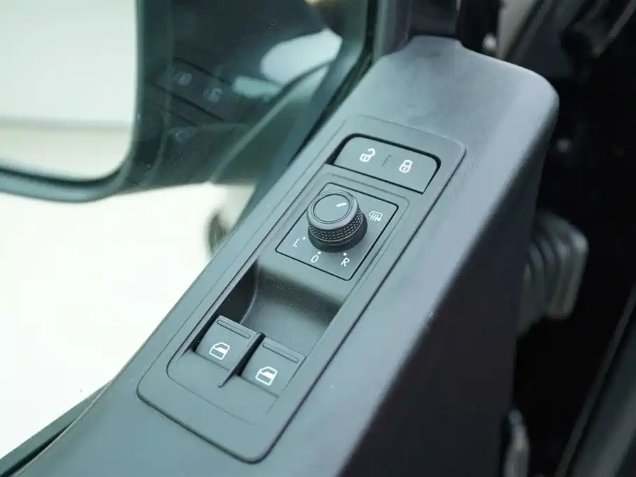 Volkswagen Caravelle 2018 2.0TSI 4WD Comfort Edition 7-Seater фото 11
