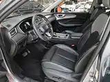 Фото 7 - Roewe RX5 New Energy
