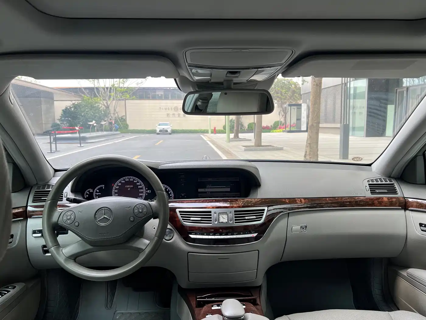 Mercedes-Benz S-Class 2010 S 350 L Luxury фото 6