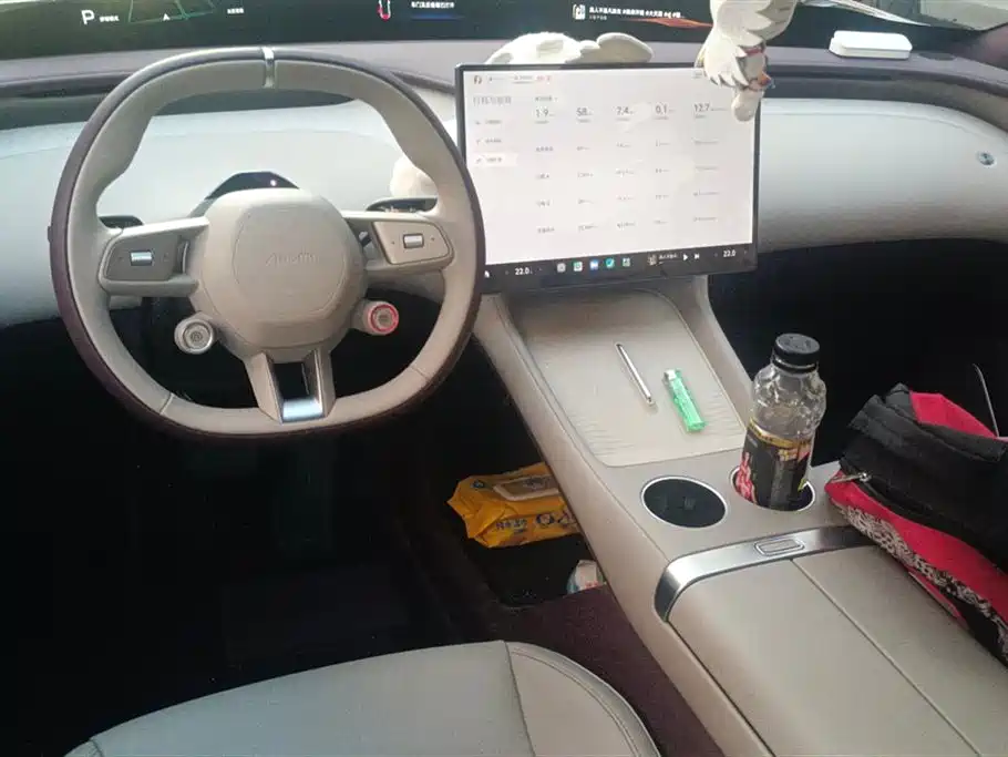 Xiaomi Auto Xiaomi YU7 2025 Extended Range RWD Edition фото 12