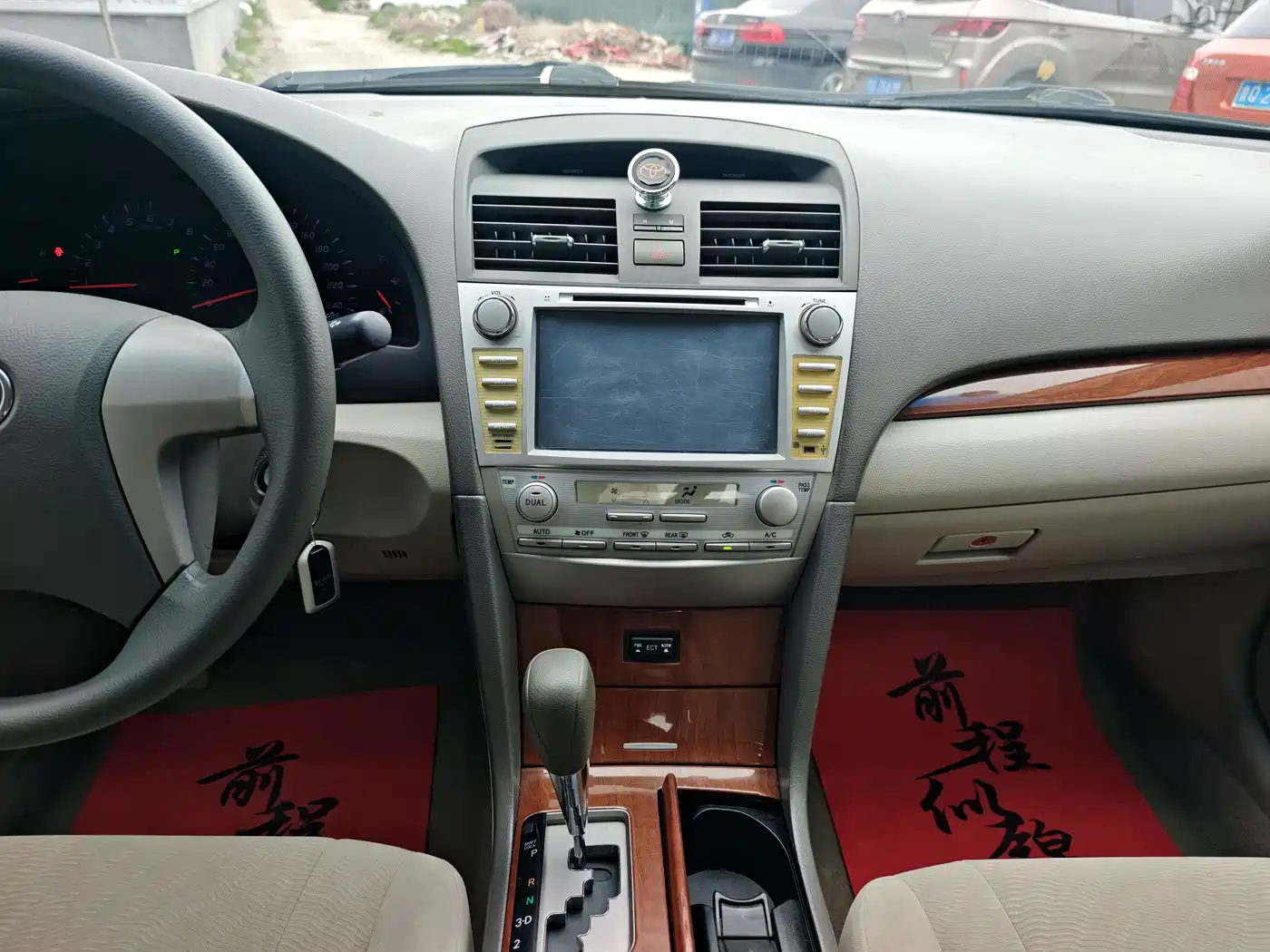 Toyota Camry 2013 200E Classic Elite Edition фото 7